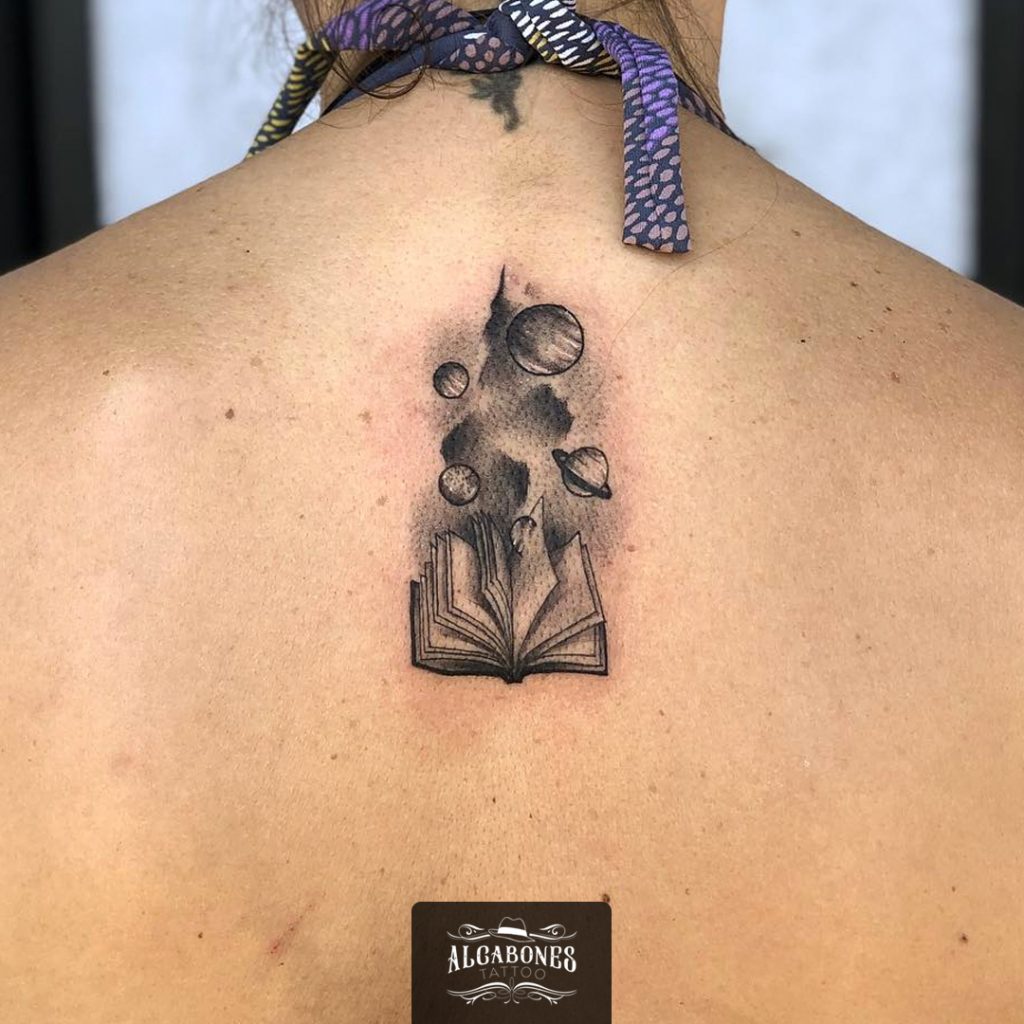 Amanda Lucateli - Alcabones Tattoo